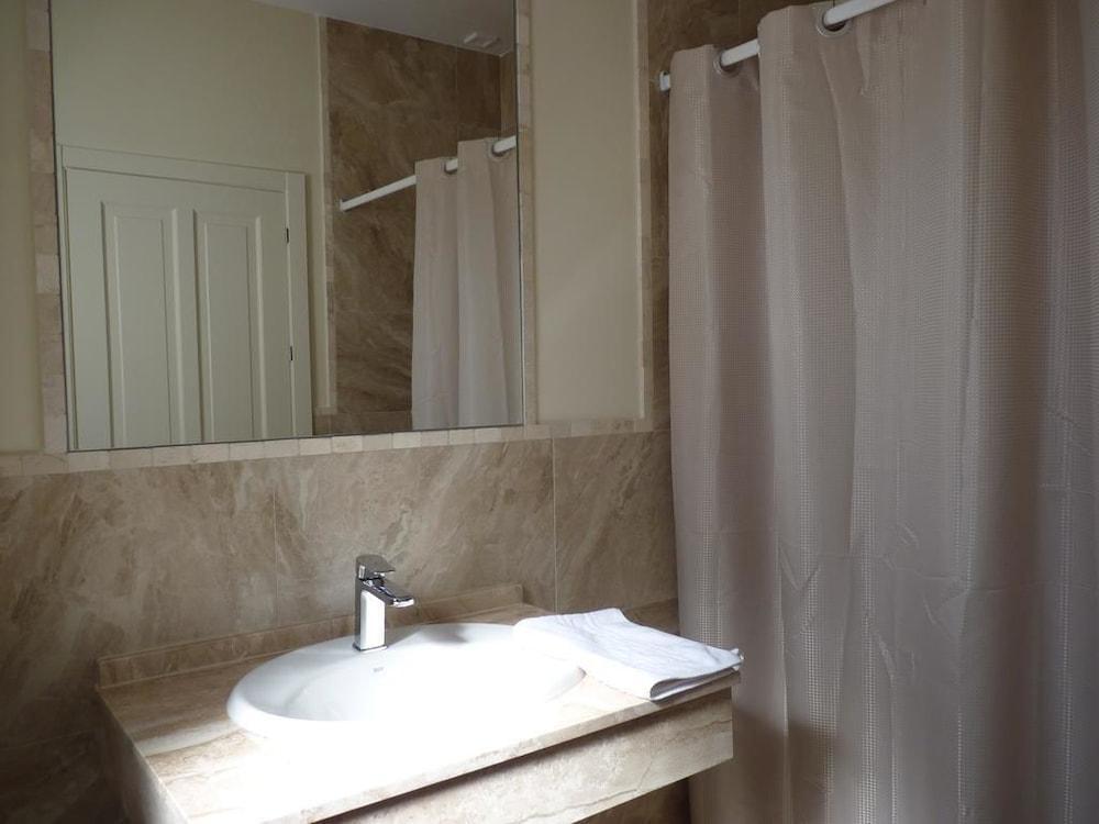 Hostal Boutique Casa La Laja Чиклана-де-ла-Фронтера Екстер'єр фото